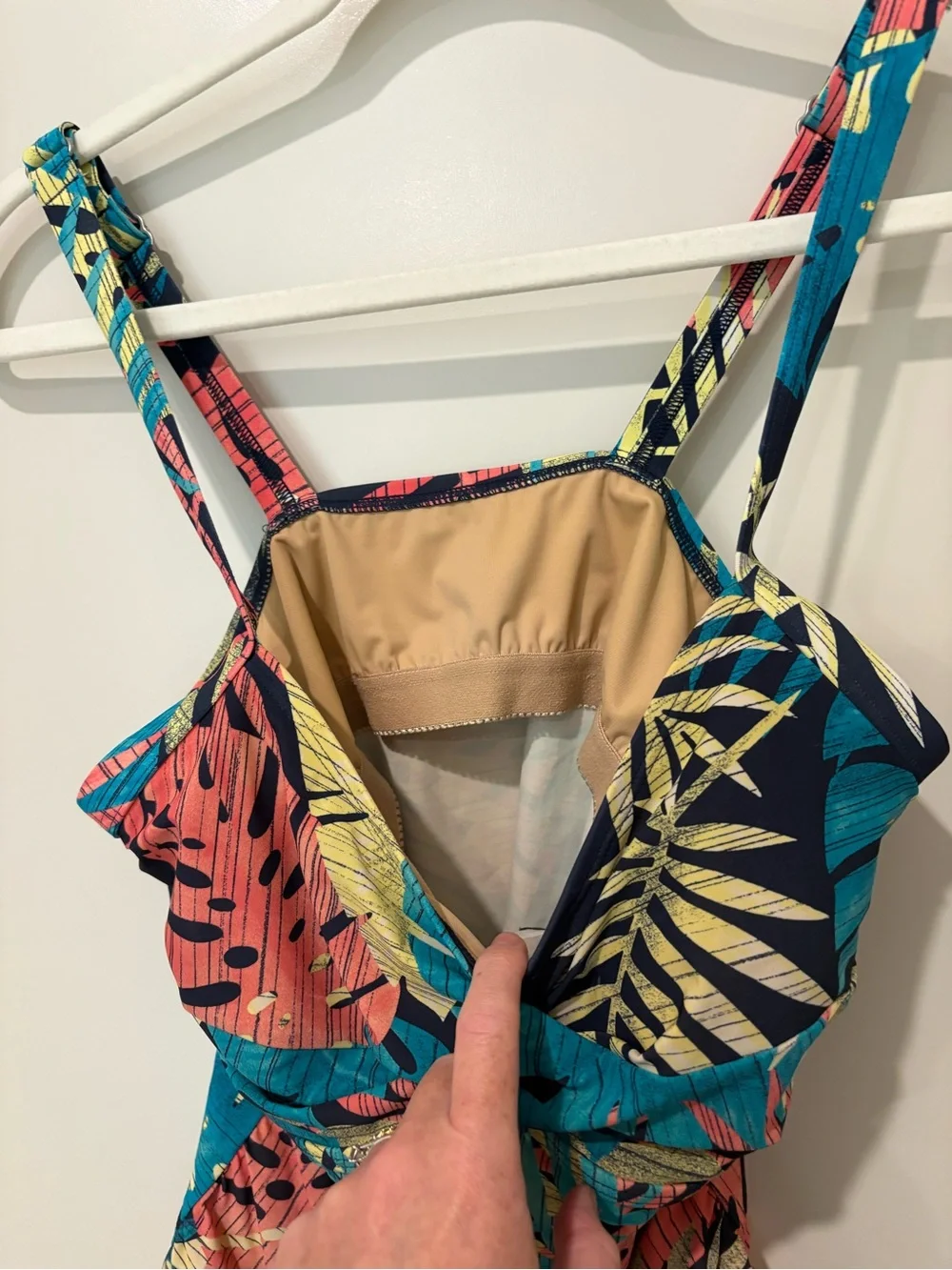 L.L. Bean UPF 50 Tankini Top Print Tropical Palm Leaf Adjustable Straps Cups 10